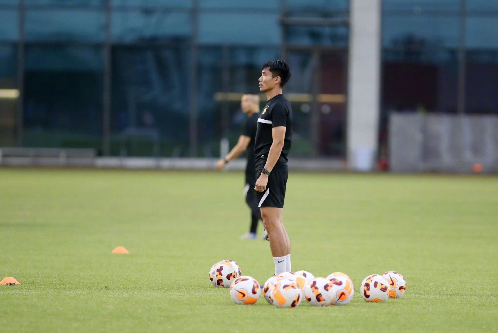 法甲进球数来到179，跻身法甲历史射手榜前10。